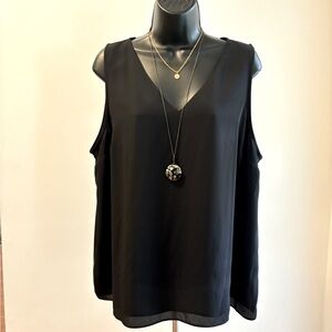 NINE WEST Women’s XL Black V-Neck Tank Sleeveless Casual Professional Business